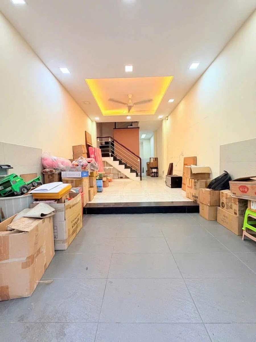 Bán nhà 3 tầng BTCT 4PN 3WC, DT 44m2, giá 6 tỷ tại Hòa Hưng, Quận 10 - Ảnh thu nhỏ 2