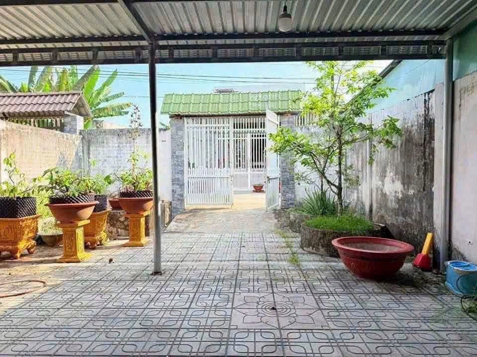 Bán nhà mặt tiền 175m² 2PN Phú Tân Bến Tre - Ảnh 1