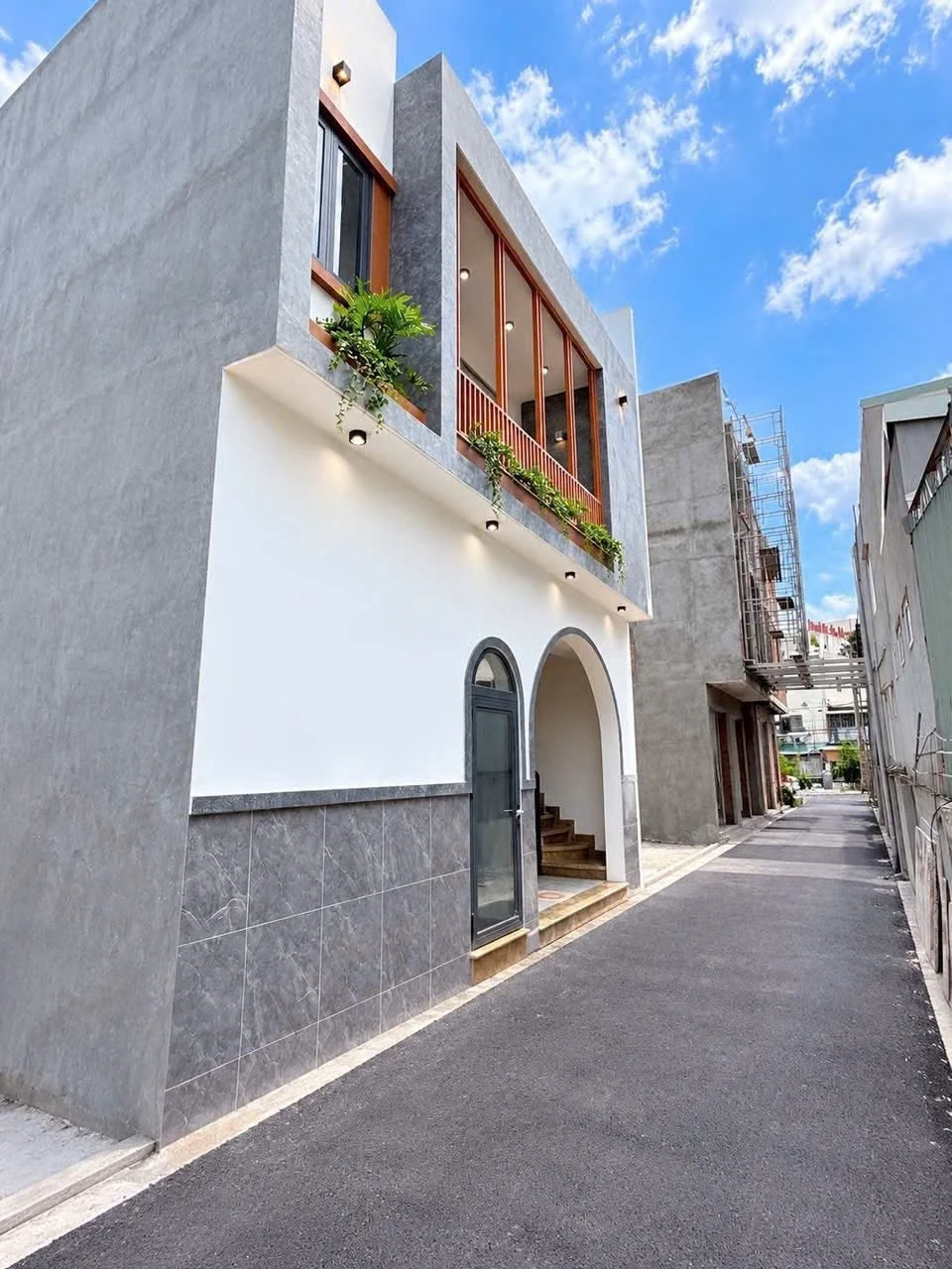 Bán nhà phố 1 trệt 1 lầu 3PN, hơn 60m2, gần Quảng trường tỉnh, Phường Tam Hiệp, Đồng Nai - Ảnh 1