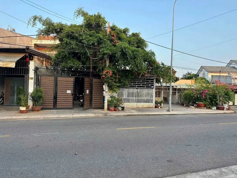 Bán nhà mặt tiền kinh doanh 154m2 Bà Rịa