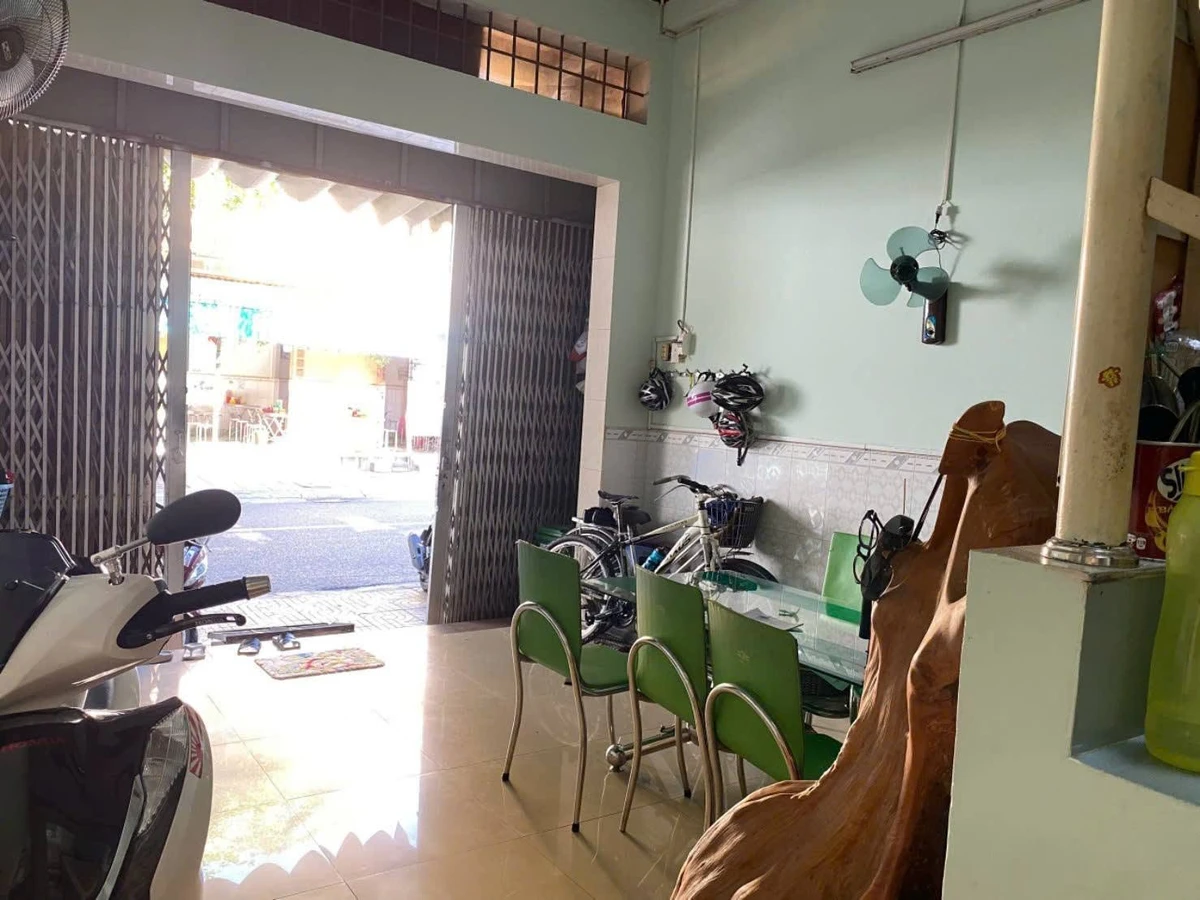 Nhà bán 1 trệt 1 lầu 103m2 gần đường CMT8 Bà Rịa - Ảnh thu nhỏ 3