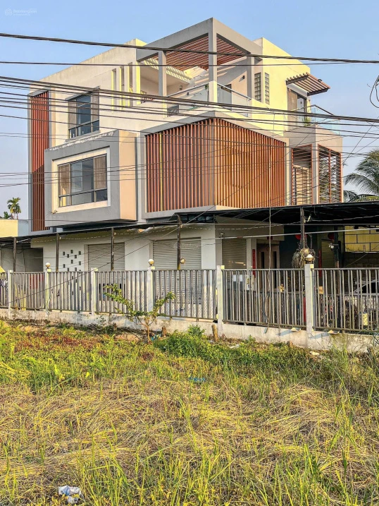 Bán nhà mặt tiền QL1A KCN Tân Phú Thạnh và 30 căn nhà trọ nằm xéo cổng KCN đoạn sung nhất khu - Ảnh 1