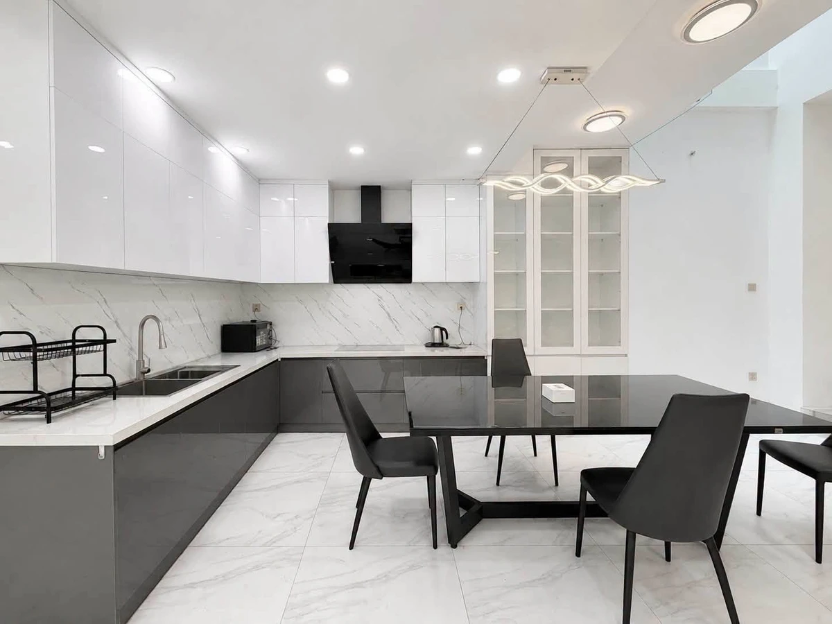 Bán nhà hẻm ô tô Bình Thạnh 79m² 4 phòng ngủ 12.5 tỷ - Ảnh thu nhỏ 2