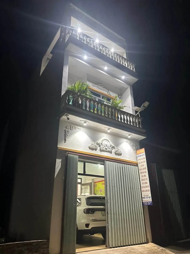 Bán nhà mặt phố 100m2 Mê Linh Hà Nội 5 tỷ - Ảnh thu nhỏ 3