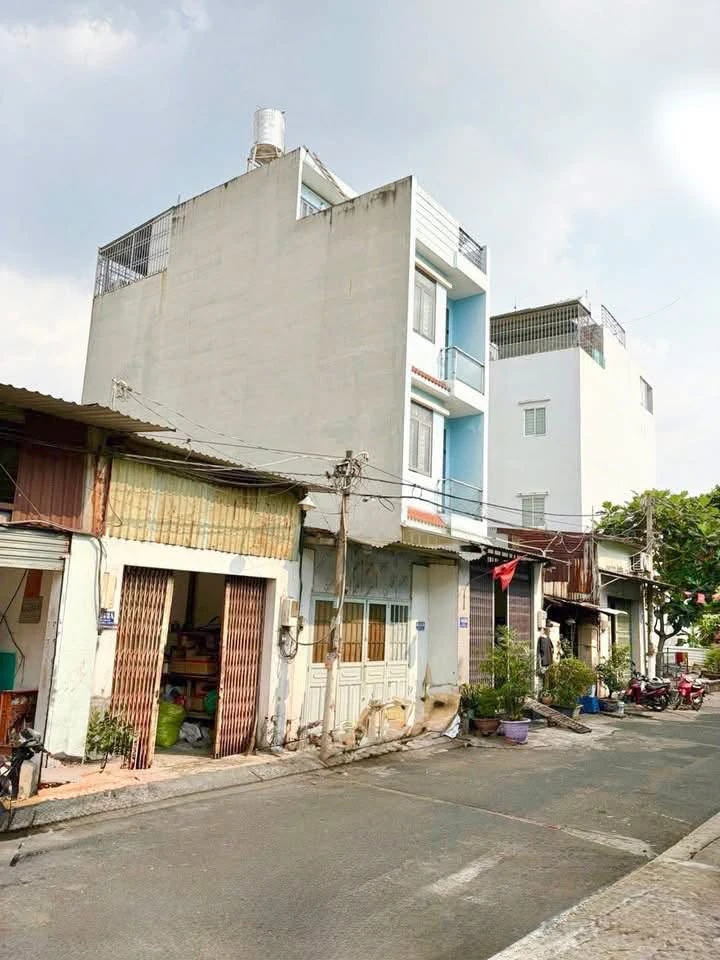 Bán lô đất nền 6x9,5m mặt tiền nhựa 8m gần Hương Lộ 2, Lê Đình Cẩn, Bình Tân - Ảnh 1