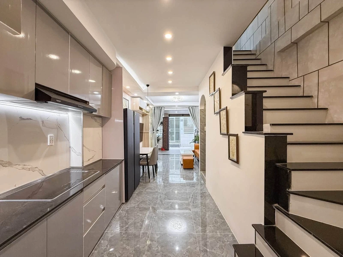 Bán nhà 2 tầng 41m2, 3 phòng ngủ gần chợ Bà Chiểu, Bình Thạnh, giá 6,5 tỷ - Ảnh thu nhỏ 2