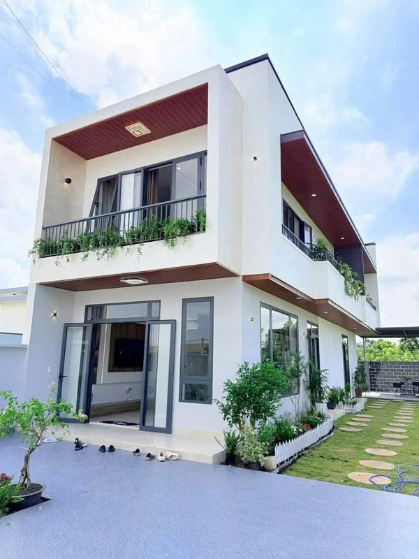 Bán biệt thự mini sân vườn rộng 10x36m tại Thôn 8, Cư Búa, Buôn Ma Thuột giá 3,39 tỷ