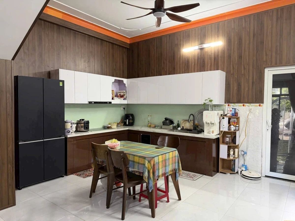 Bán nhà mặt tiền Hòa Xuân 97m² 4PN 6 tỷ - Ảnh thu nhỏ 5