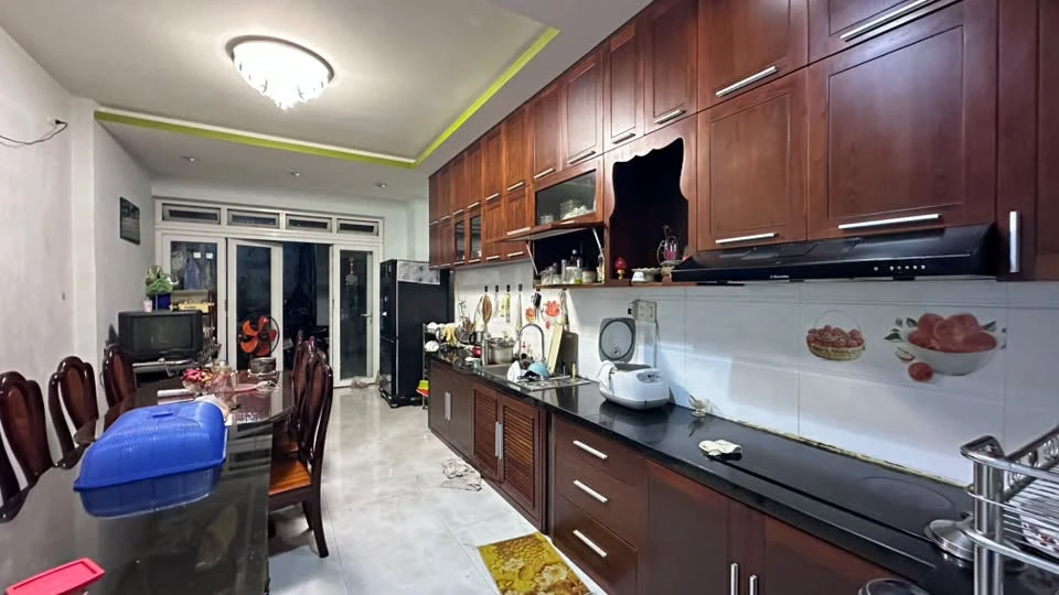 Bán nhà 3 tầng 170m² Nha Trang gần biển - Ảnh thu nhỏ 5