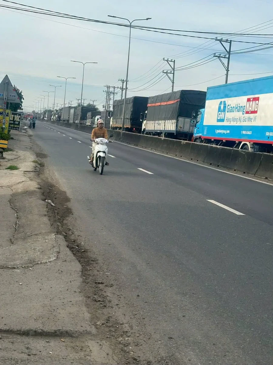 Bán đất mặt tiền ĐT824 7x60m, đất vườn HNK, Thạnh Lợi, Bến Lức, Long An - Ảnh 1