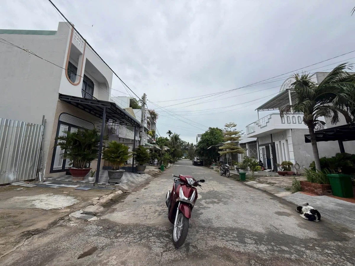 Bán lô đất mặt tiền 85 m² KDC Lê Duẫn Phan Thiết - Ảnh 1