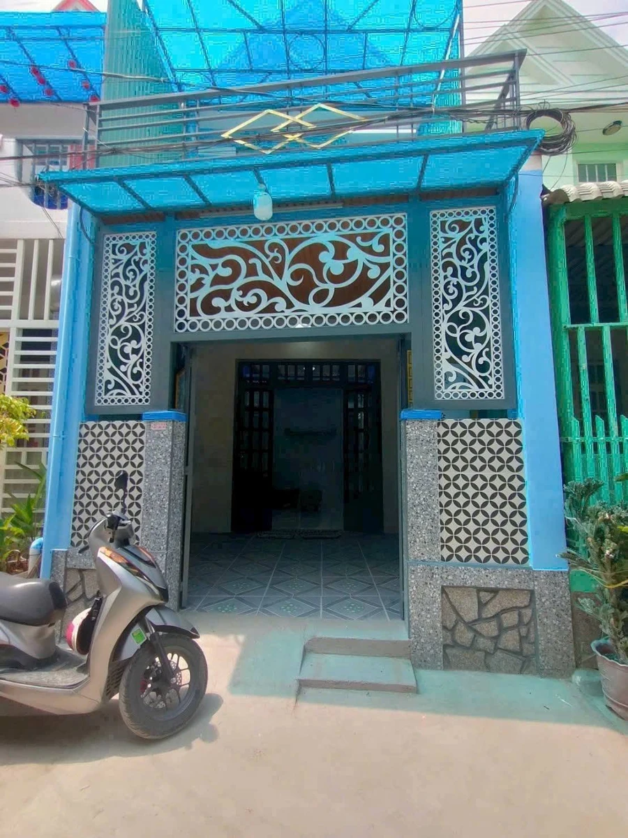 Bán nhà 1 trệt 1 lầu 4x17m, 4PN, gần QL50, Tân Kim, Cần Giuộc - Ảnh 1