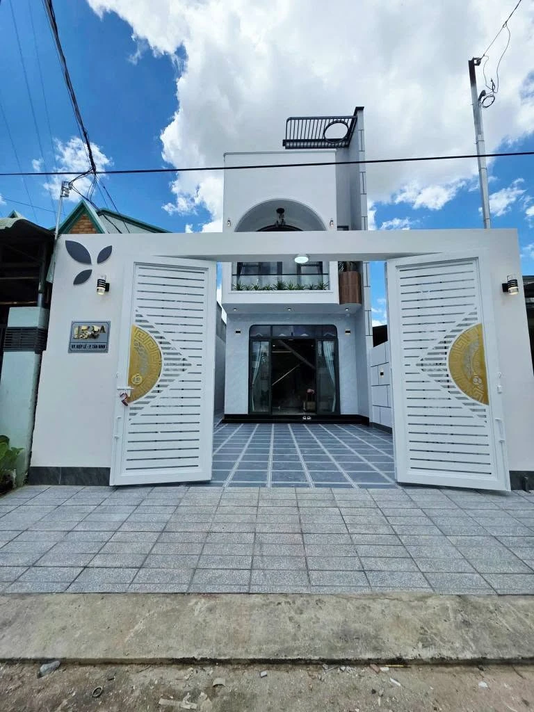 Bán nhà lầu lửng 3 phòng ngủ 135m² Tây Ninh 2 tỷ 980 triệu - Ảnh thu nhỏ 2
