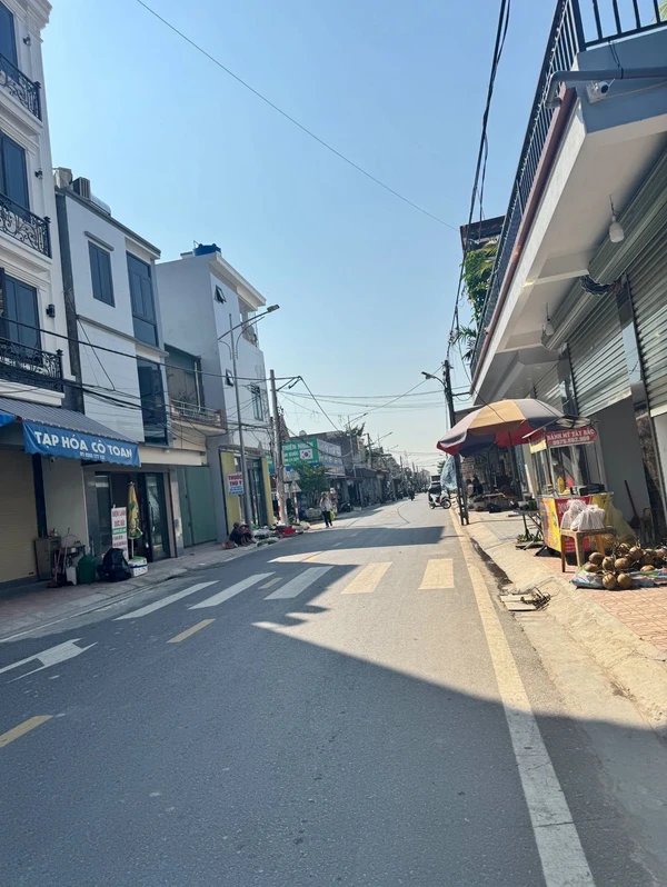 Bán gấp lô đất thổ cư hơn 100m2 trung tâm chợ An Hòa, Vĩnh Hòa, Nha Trang