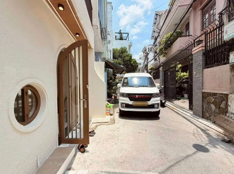 Bán nhà 3PN Nguyễn Kiệm Phú Nhuận 90m² 7.2 tỷ