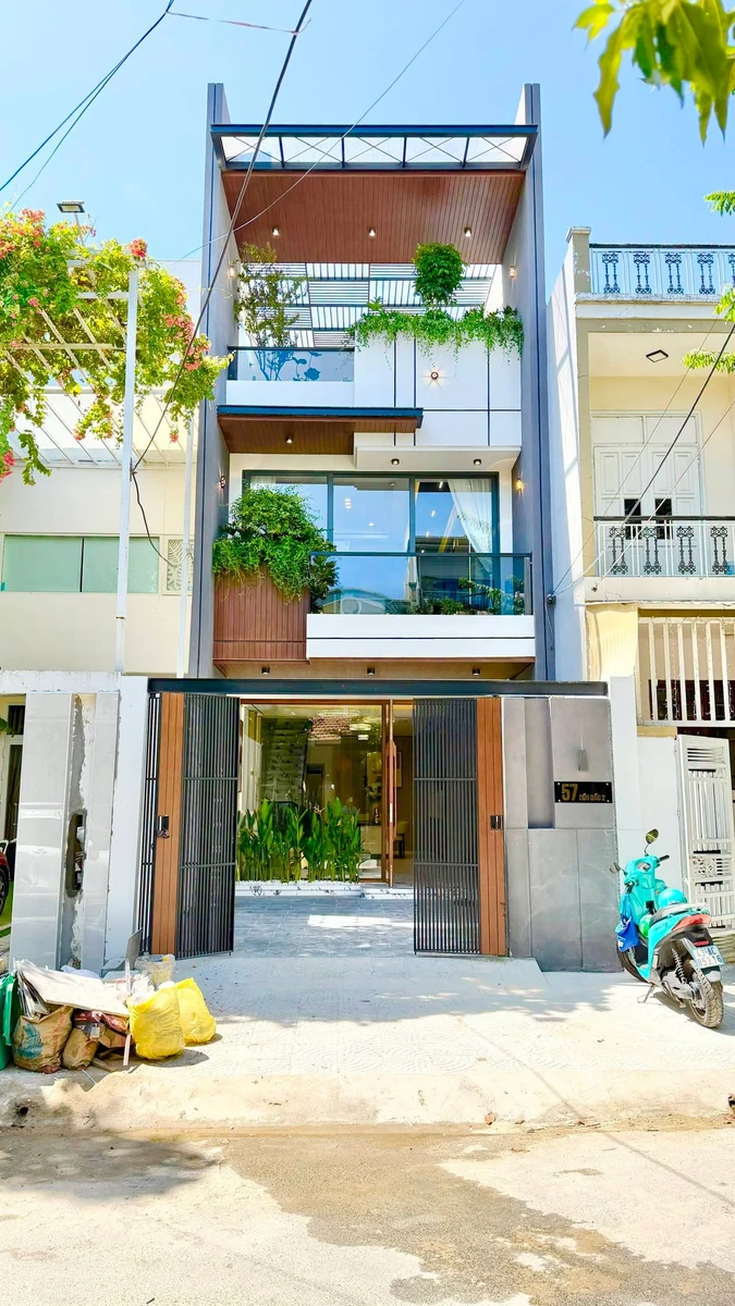Bán nhà 3 tầng mới xây, 100m², Hoà Xuân, Đà Nẵng, 7,95 tỷ - Ảnh 1