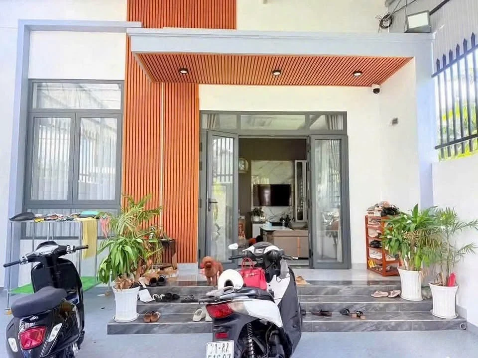 Bán nhà Phú Nhuận 185m² 3PN 2WC sân ô tô - Ảnh thu nhỏ 3