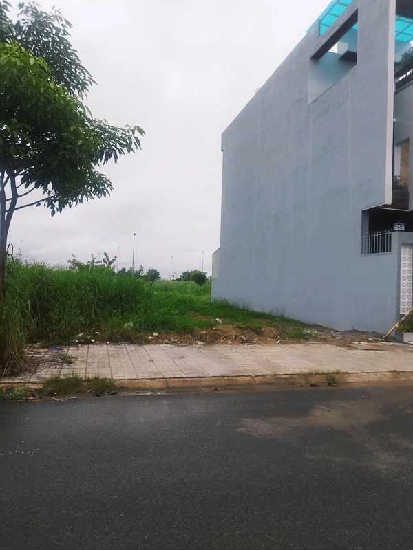 Bán nền 100 m² tuyến N9 Golden City Long Xuyên