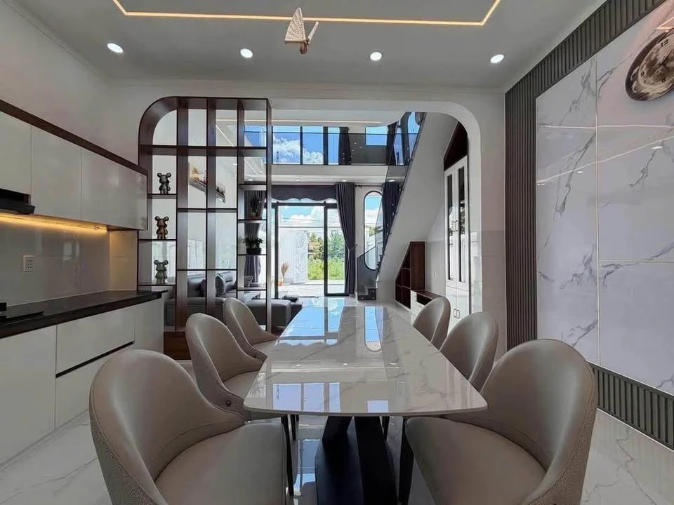 Bán nhà mặt tiền kinh doanh 105m² Biên Hòa hơn 2 tỷ - Ảnh thu nhỏ 3