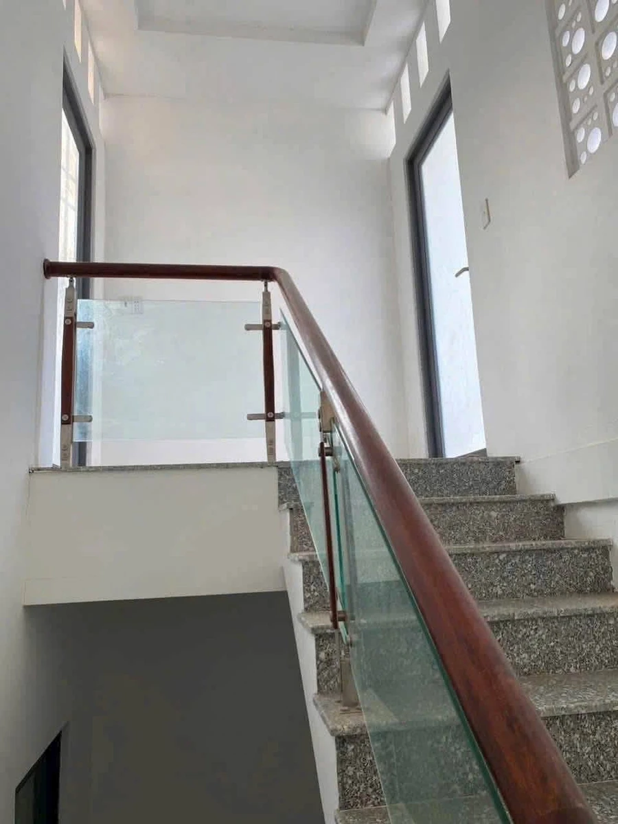 Bán nhà mặt tiền Phan Thanh Giản 90m2, 1 trệt 2 lầu, 3PN, giá 4,5 tỷ, Long Toàn, TP Bà Rịa - Ảnh thu nhỏ 5