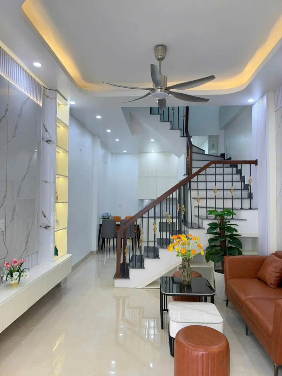 Bán nhà 3 tầng mặt phố Hàn Giang 41m² Hải Dương - Ảnh 1
