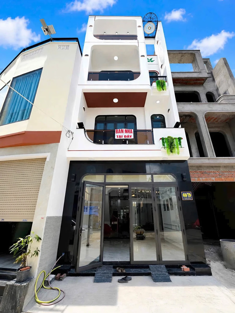 Bán nhà 1 trệt 3 lầu 230m² Hoàng Minh Chánh 5 tỷ 5 - Ảnh 1