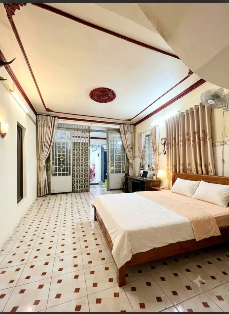 Bán nhà mặt tiền đường Lê Quang Sung 4x23.5m, 4 tầng 4PN, Phường Bình Tây, Quận 6 - Ảnh thu nhỏ 4