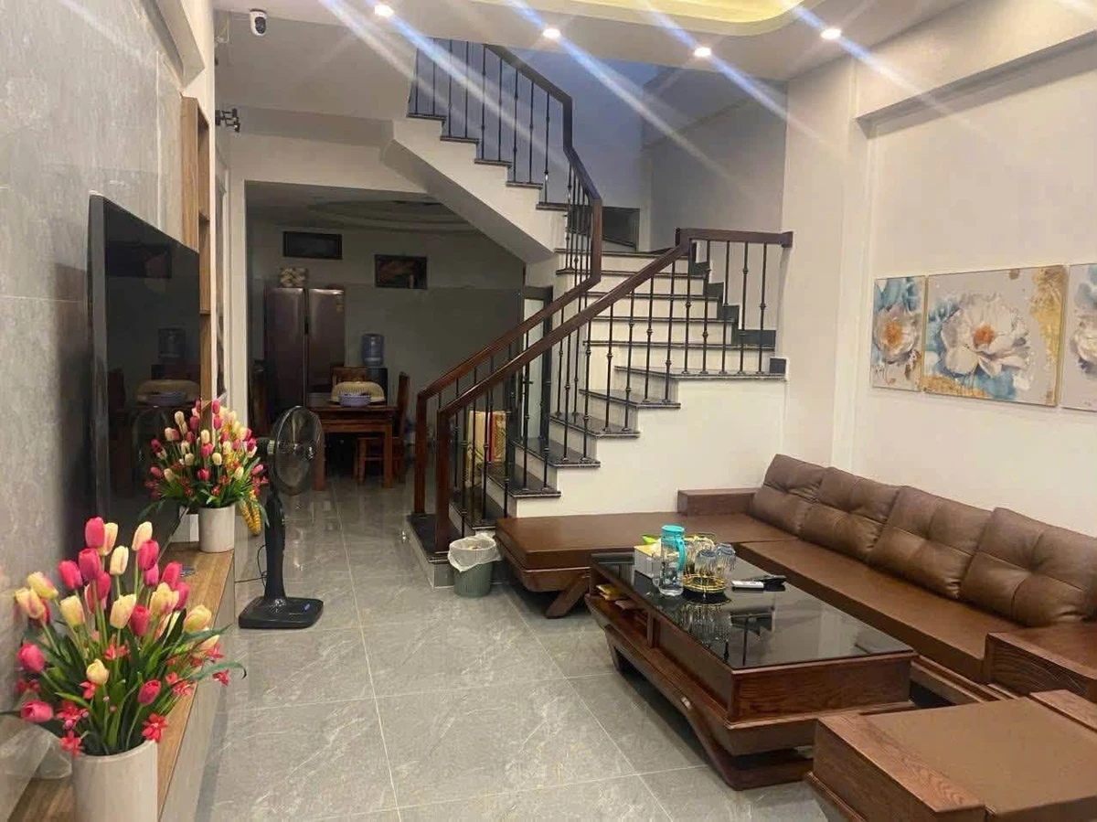 Bán nhà 3 tầng 50m2 Chương Mỹ Hóc Môn 2.6 tỷ - Ảnh thu nhỏ 2