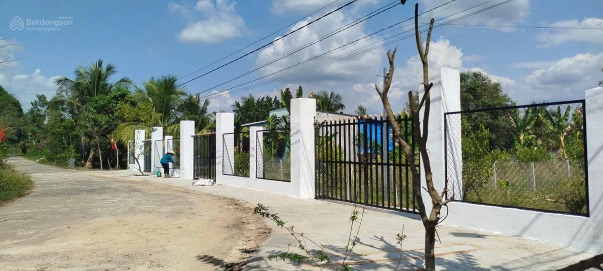 Bán vườn trái cây giáp Suối Lớn - có sẵn thổ cư - mặt tiền bê tông - Khu dân cư - Ảnh thu nhỏ 3