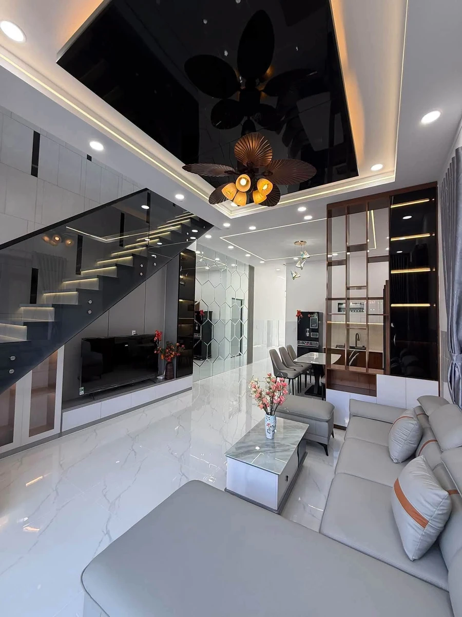 Bán nhà 1 trệt 1 lầu 3PN 4WC Tây Ninh, 100m², 3 tỷ 250 triệu - Ảnh thu nhỏ 2
