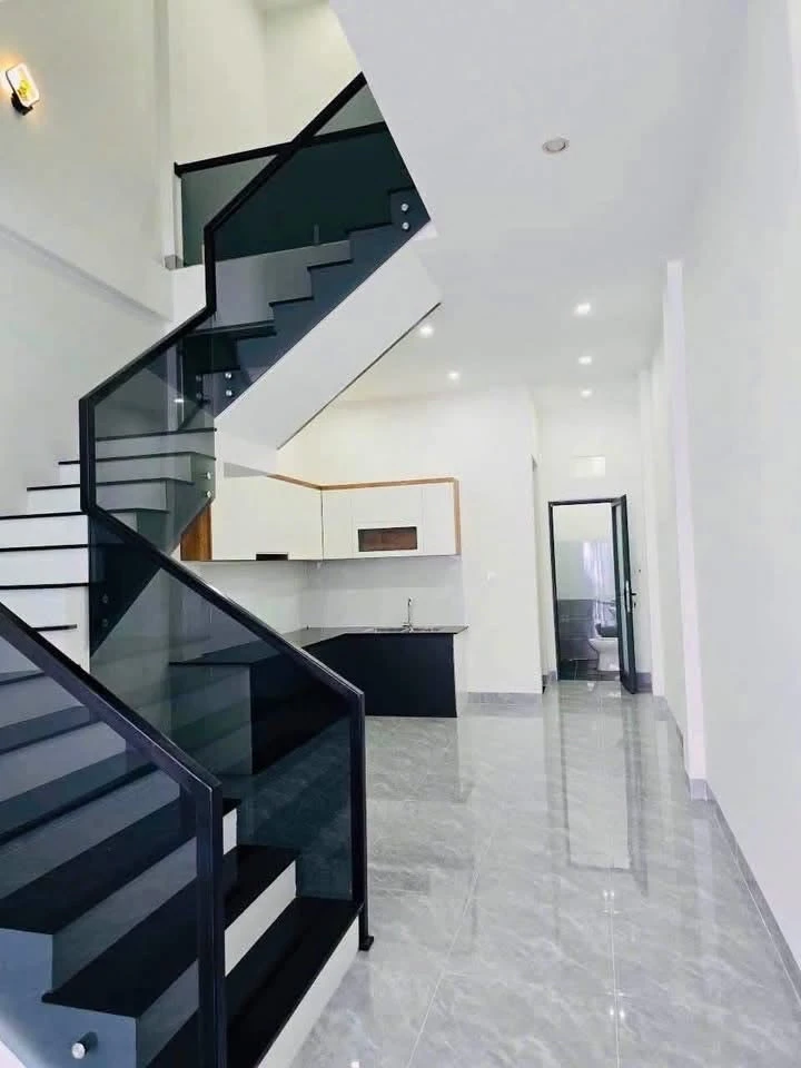 Bán nhà 2 tầng hẻm Nguyễn Công Phương 68m2 Quảng Ngãi - Ảnh thu nhỏ 3