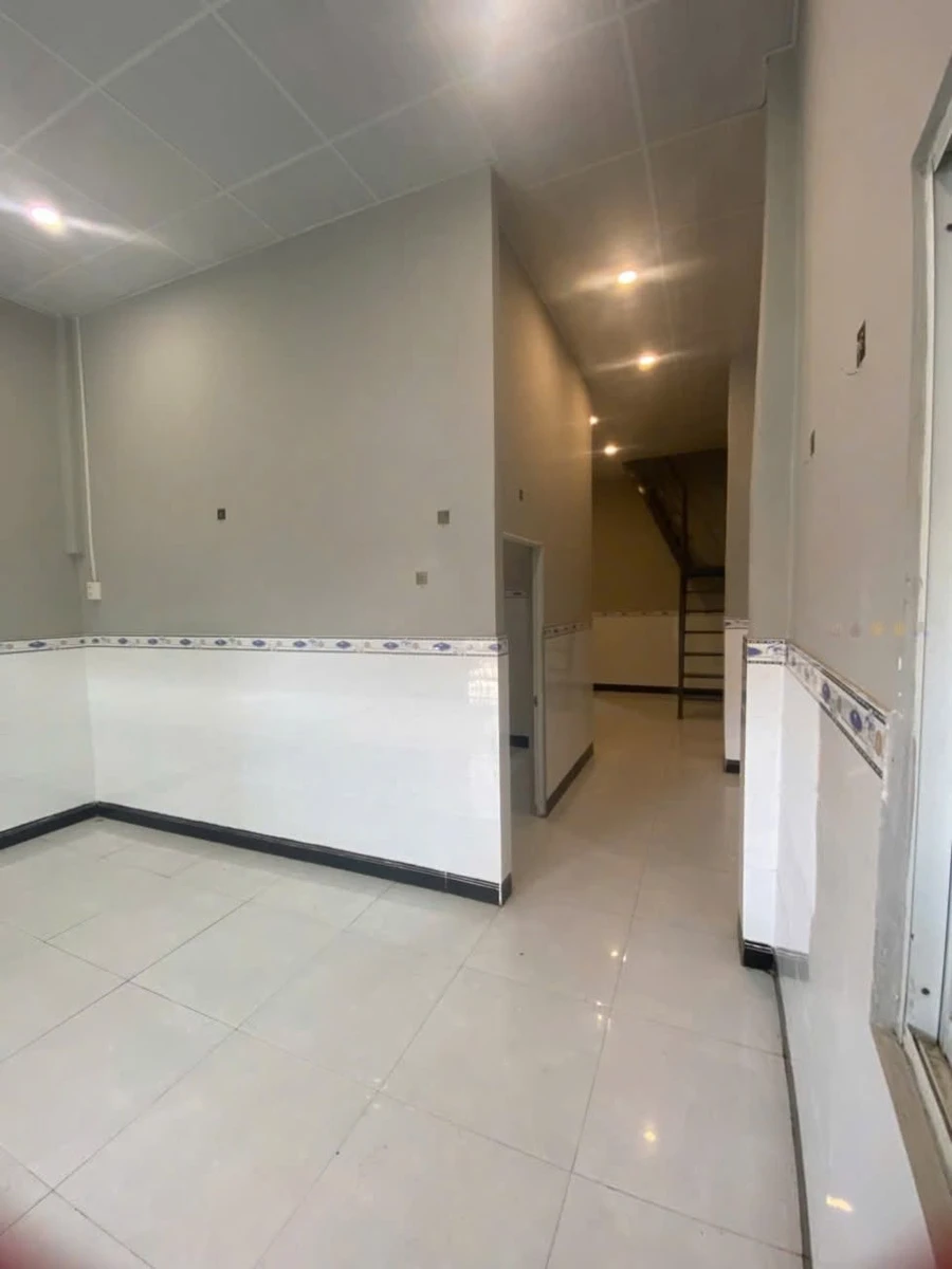 Bán nhà Rạch Giá, 4.5×11m, 2PN 2WC, 980 triệu - Ảnh thu nhỏ 3