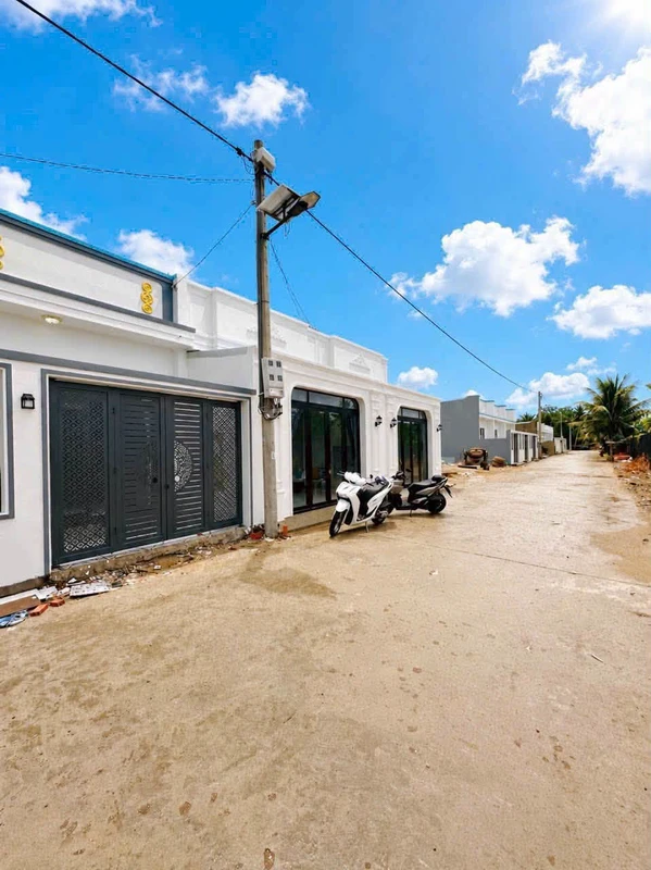 Bán nhà trệt 5x22m, 3 phòng ngủ, nhánh lộ ô tô Ngô Thì Sĩ, Rạch Giá, An Giang