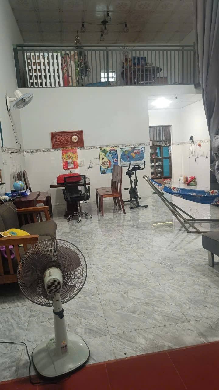 Bán nhà gác lửng 2PN Tân Xuân Đồng Xoài 1,5 tỷ - Ảnh thu nhỏ 3