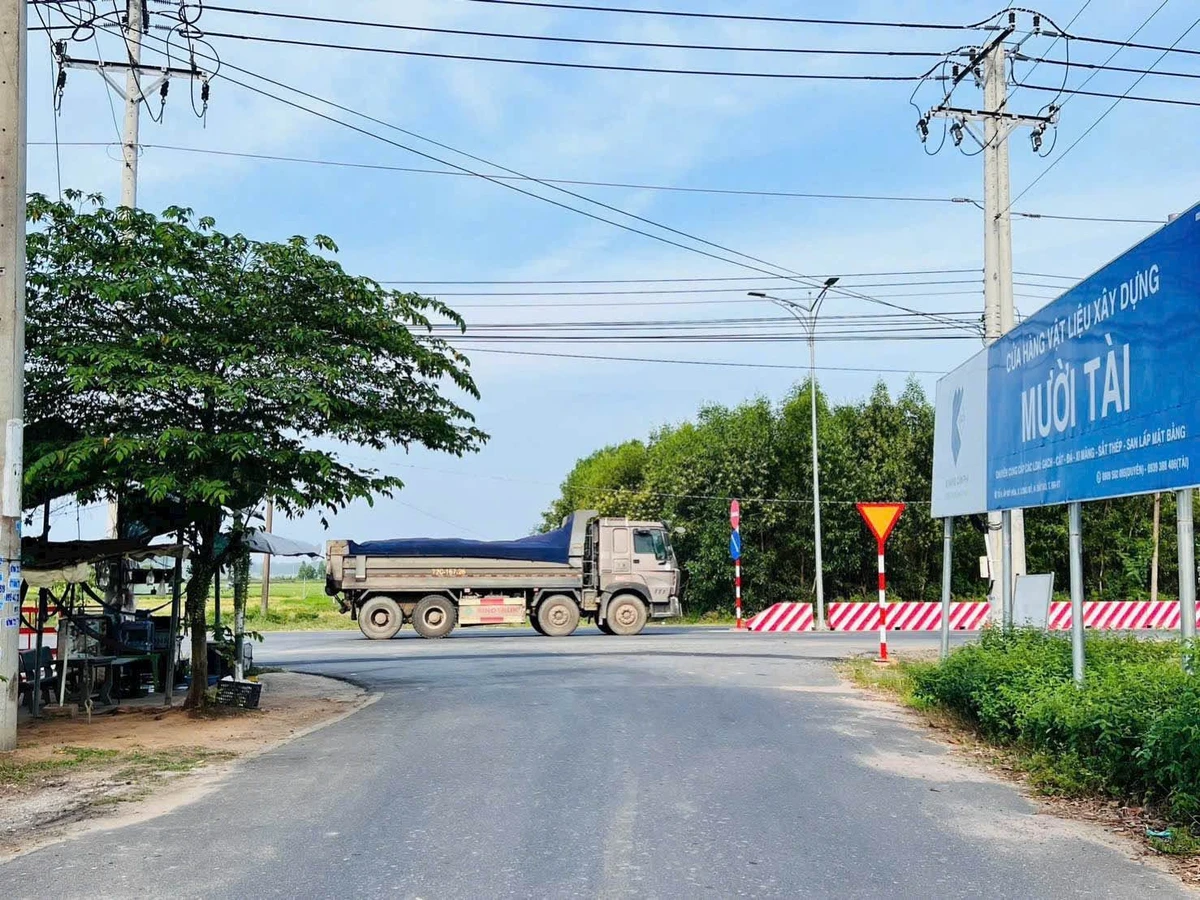 Bán đất 645m2 chỉ 2 tỷ 400 Long Đất, BRVT - Ảnh 1