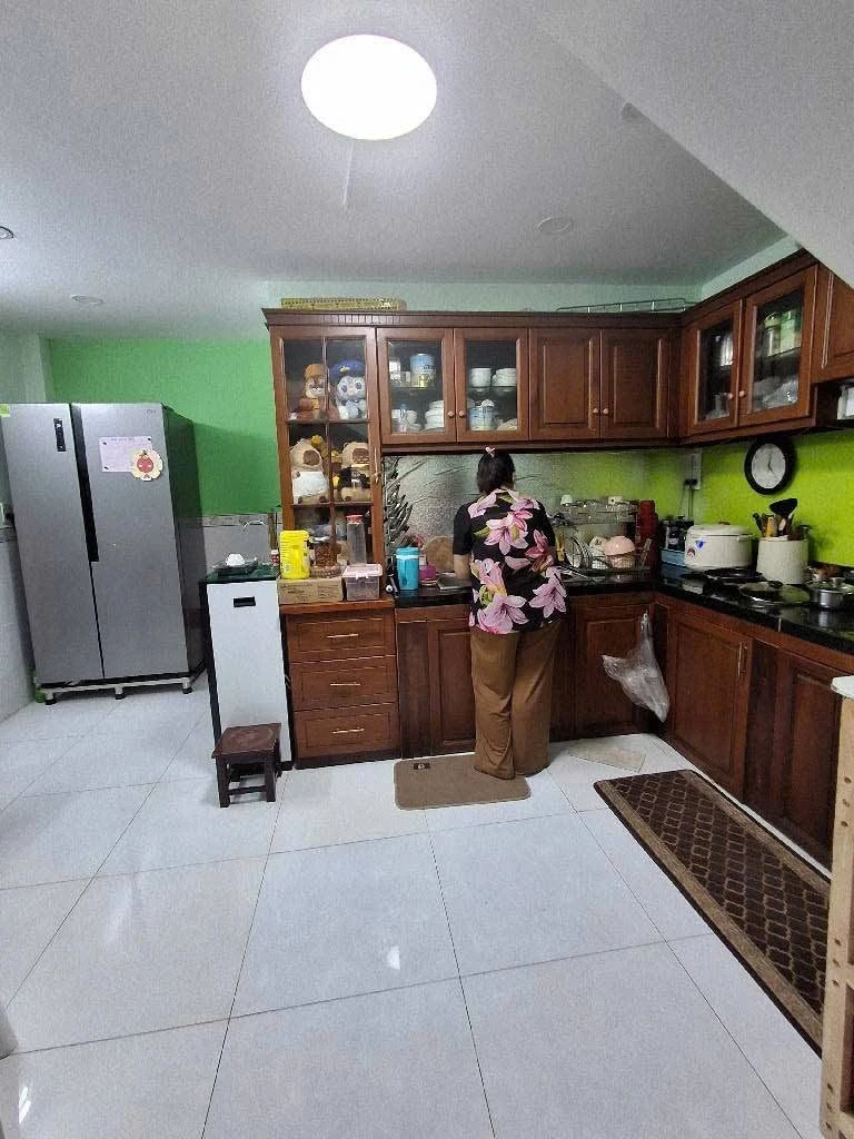 Bán nhà lô góc Phú Mỹ Hưng Q7, 72m², 4 tầng, 6 tỷ - Ảnh thu nhỏ 4