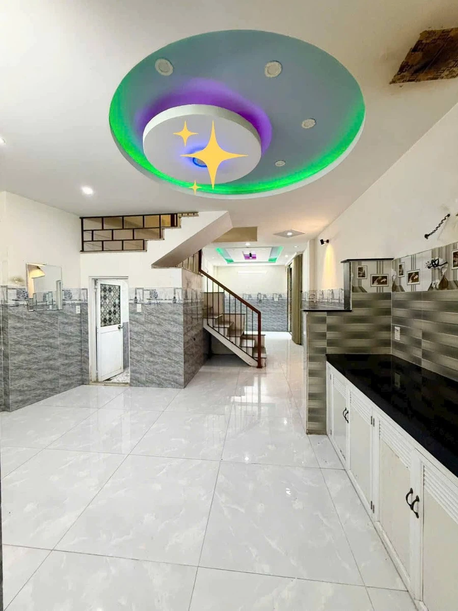 Bán nhà 4 tầng 41m² Nguyễn Văn Linh Hải Châu 3 tỷ 250 - Ảnh thu nhỏ 2