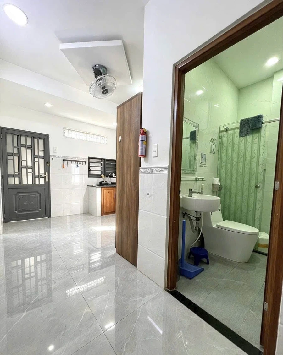 Bán nhà 2 tầng 50m2 gần Lê Đại Hành, Quận 10 - Ảnh thu nhỏ 3