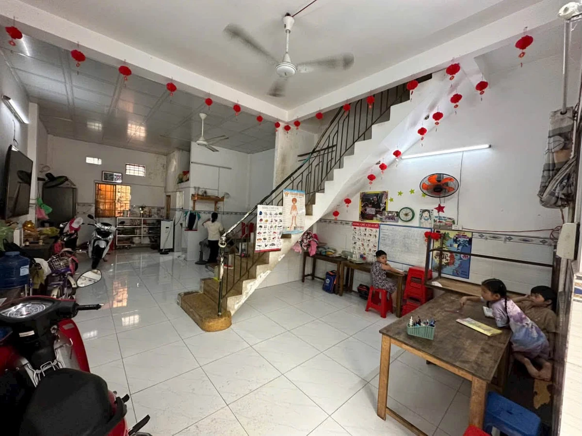 Bán nhà 1 trệt 1 lầu 63m² gần Biên Hùng 3 tỷ 700 - Ảnh 1