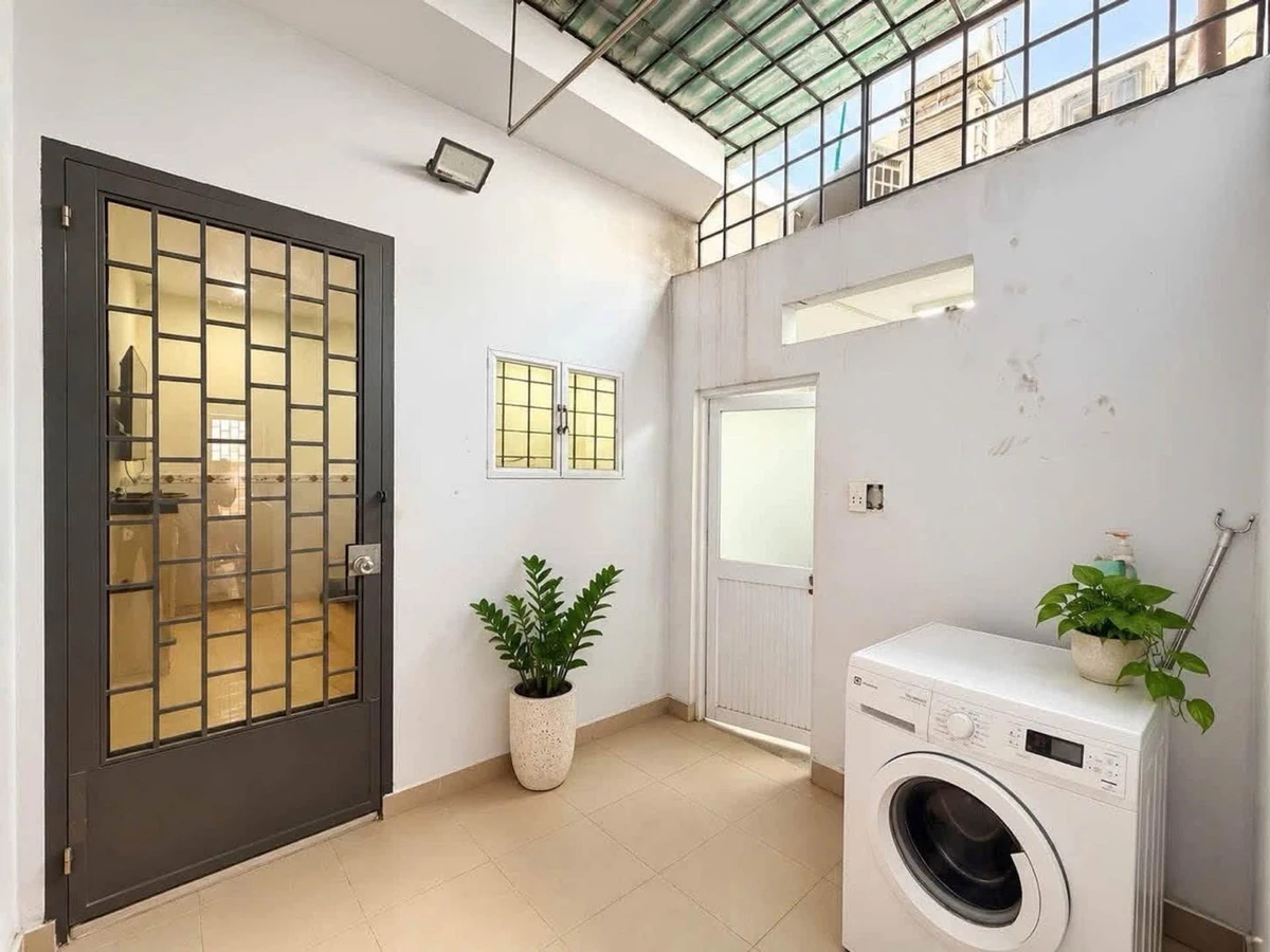 Bán nhà 3 tầng 61m² Trường Sa, Phú Nhuận, giá hơn 6 tỷ - Ảnh thu nhỏ 2