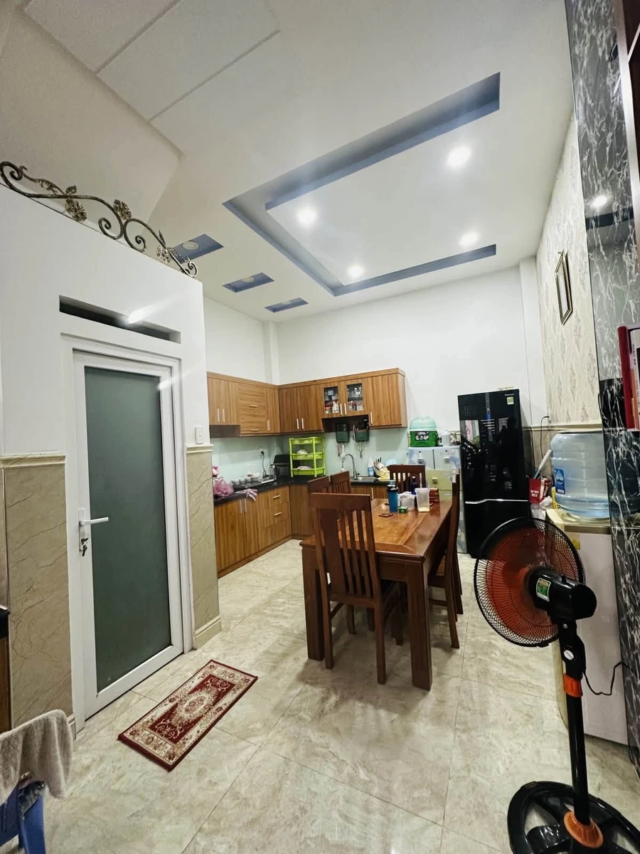 Bán nhà 4 tầng 48m² gần Công viên Làng Hoa, giá 6 tỷ - Ảnh thu nhỏ 3