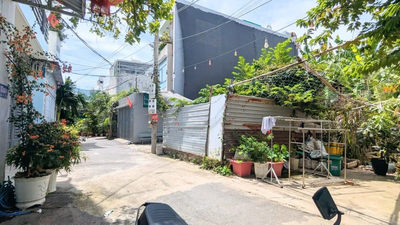 Bán cặp nhà 3 tầng đường Thái Thị Bôi, thông Hà Huy Tập, Đà Nẵng, giá 5,6 tỷ hanaka