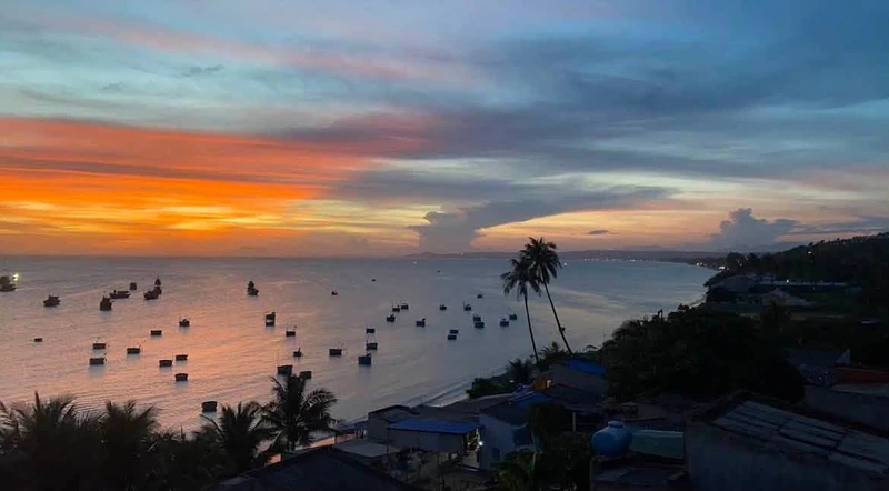 Bán đất 244m2 view biển Mũi Né dưới 10 tỷ