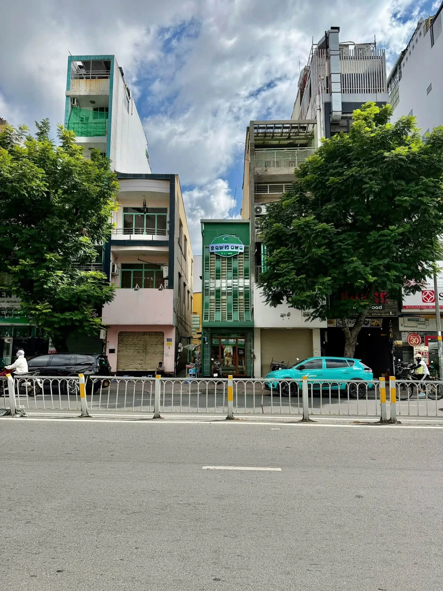 Bán nhà mặt tiền Lê Văn Sỹ 35m², 3 tầng, đang cho thuê 36 triệu/tháng, Quận 3 - Ảnh thu nhỏ 2