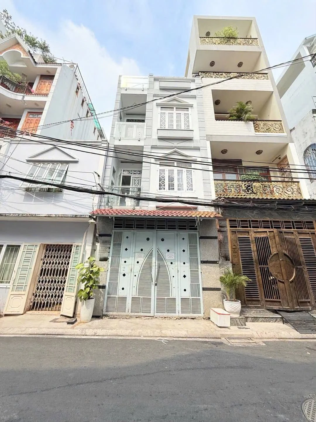Bán nhà mặt tiền đường số 55,3m2 trệt 2 lầu gần khu Bàu Cát, Tân Bình - Ảnh 1