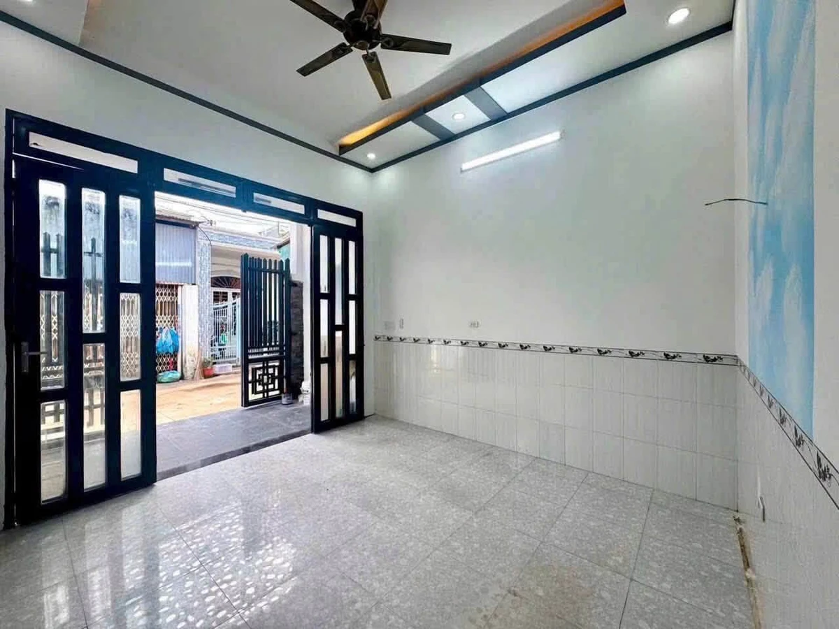 Bán nhà hẻm 4m, 80m², 2 PN gần Trường Nguyễn Huệ, 1,99 tỷ - Ảnh thu nhỏ 2