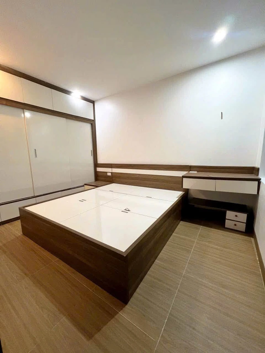 Bán nhà 70m² 3 PN mặt tiền 5m Hàm Nghi 4,18 tỷ - Ảnh 1
