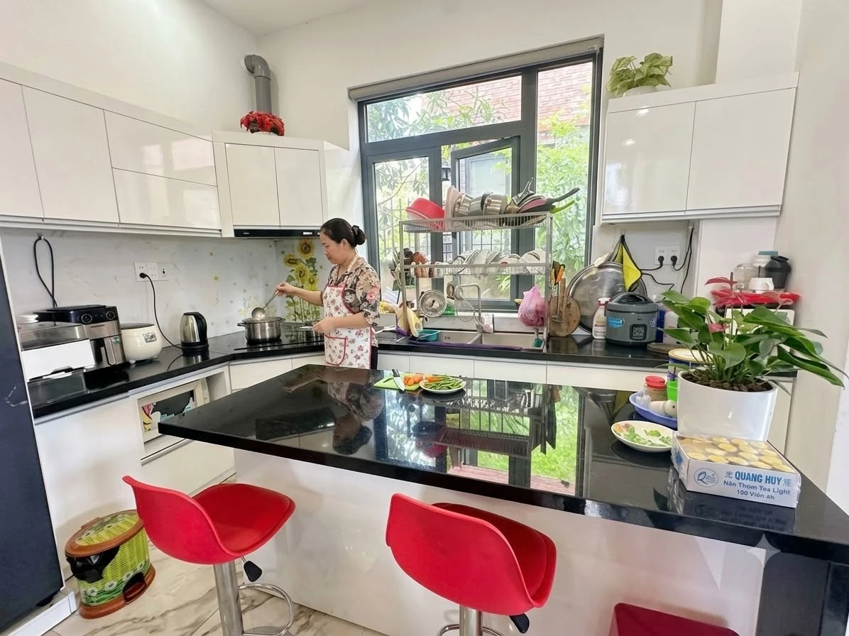 Bán biệt thự Đà Lạt 200m² 5 phòng ngủ 8,2 tỷ - Ảnh 1