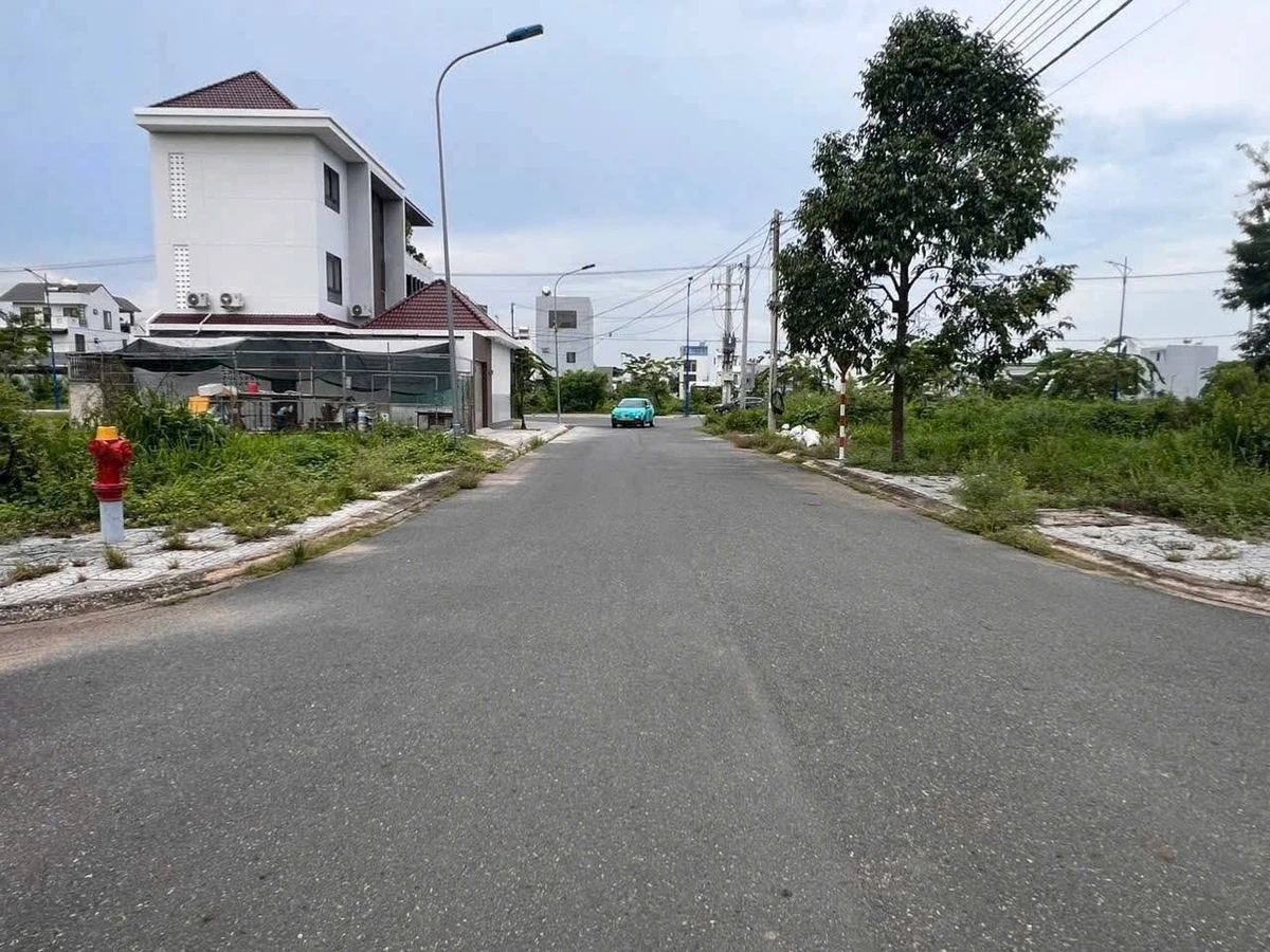 Bán lô đất 108m2 (6x18) đường Gò Cát 8, Hòa Long, Bà Rịa, giá 2,35 tỷ - Ảnh 1