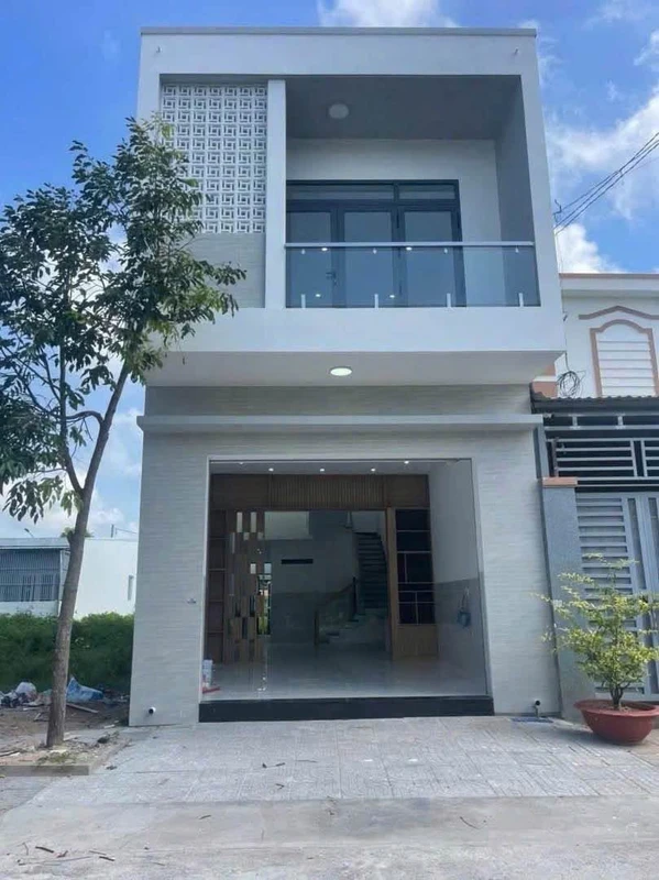 Nhà mới 1 trệt 1 lầu 3 phòng ngủ 97,5m² Bà Rịa